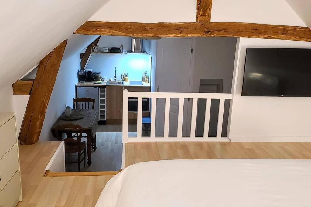 Le Petit Lavoir - Joli Studio A Mayet Kültér fotó